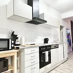 Wellness Apartment - Sauna - 3 Schlafzimmer - 6 Personen - Zentrum